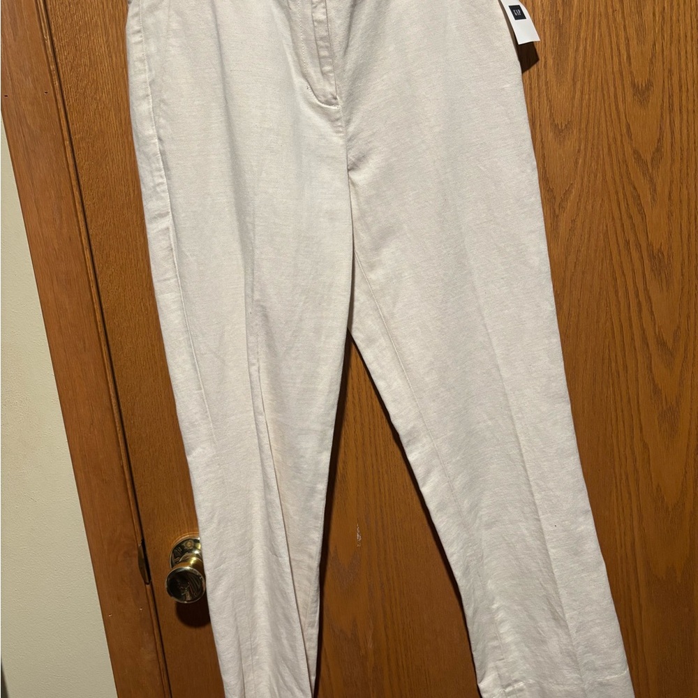 GAP Off-White Linen Pants